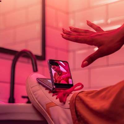 Новият смартфон motorola razr 40 ultra - мост между модата и технологиите